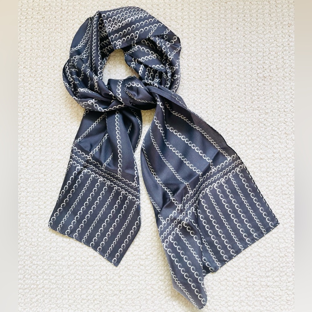 🖤🤍 Nicole Miller Chain Print Scarf | Graphic Chic Statement